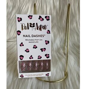 Red Aspen Nail Dashes- Pippa in Pink Leopard (Leopard Print Oval Nails)